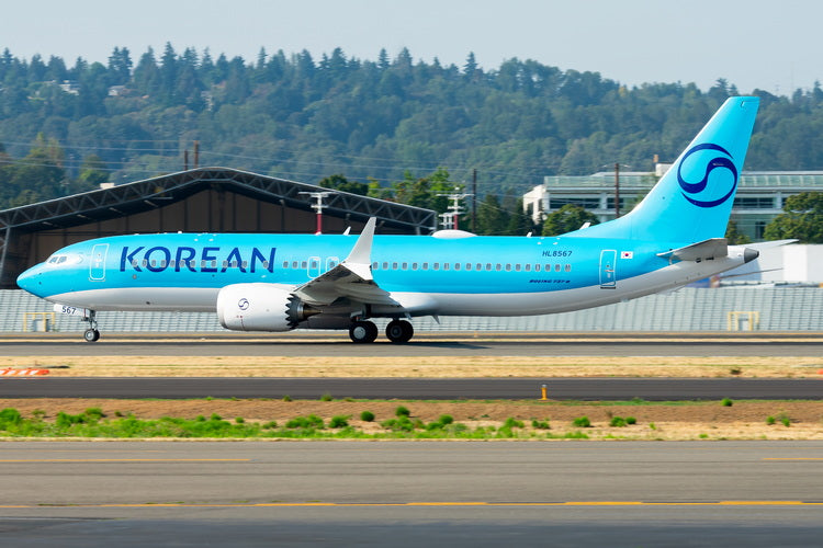 Korean Air 737 MAX 8 HL8567 Phoenix Models 1:400