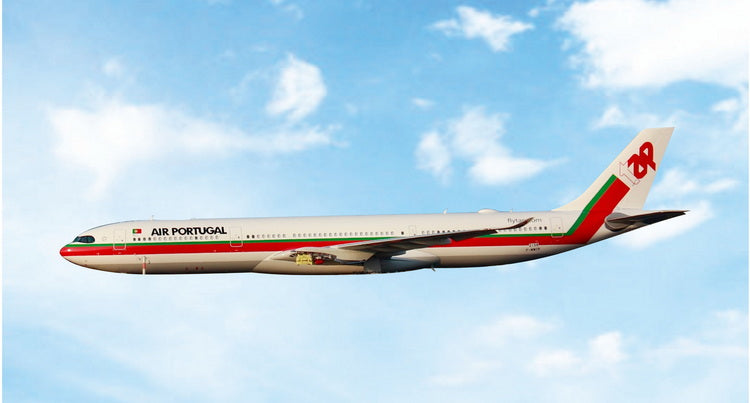 Pre-Order TAP Air Portugal A330-900neo "Retro" CS-TUT Phoenix Models 1:400