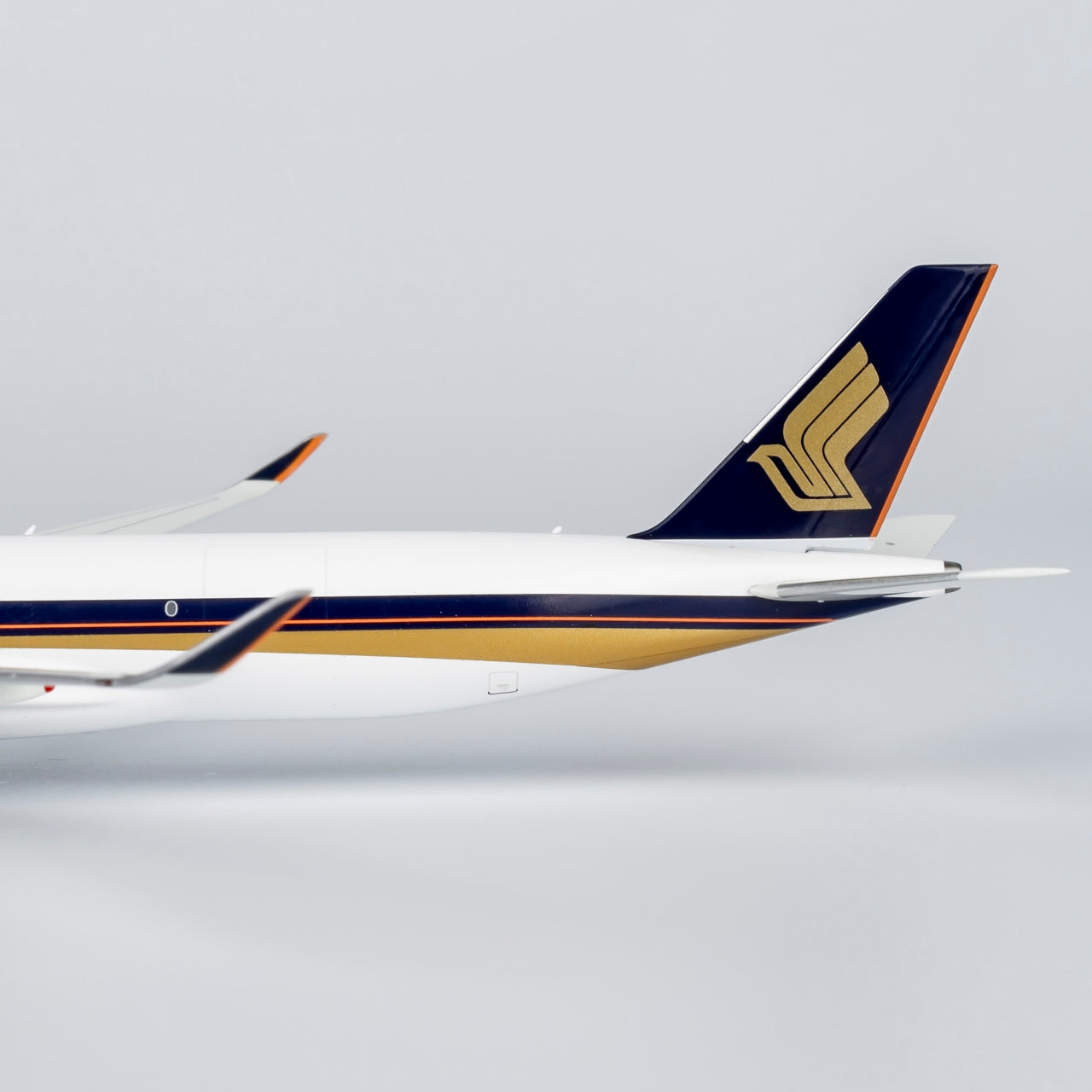 Singapore Airlines Cargo A350F NG Models 1:400