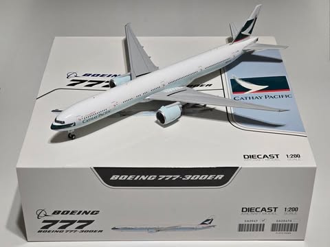 Cathay Pacific 777-300ER B-HNR JC Wings 1:200