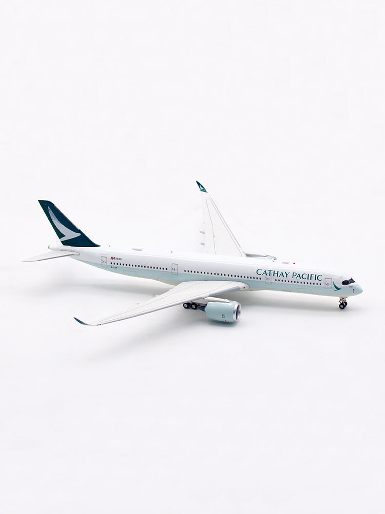 Cathay Pacific A350-900 B-LQA AV400