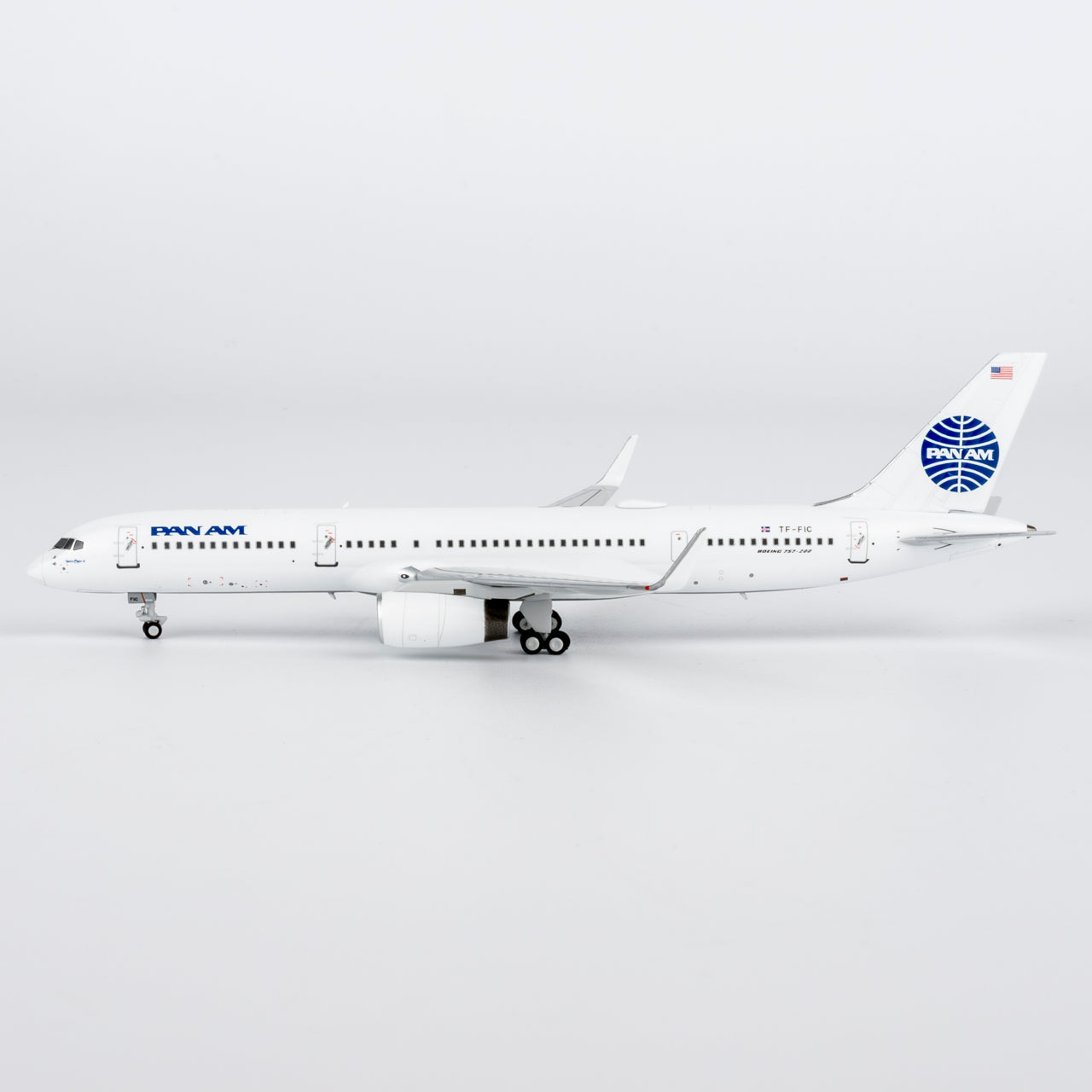 Icelandair 757-200 "Pan AM" TF-FIC NG Models 1:400