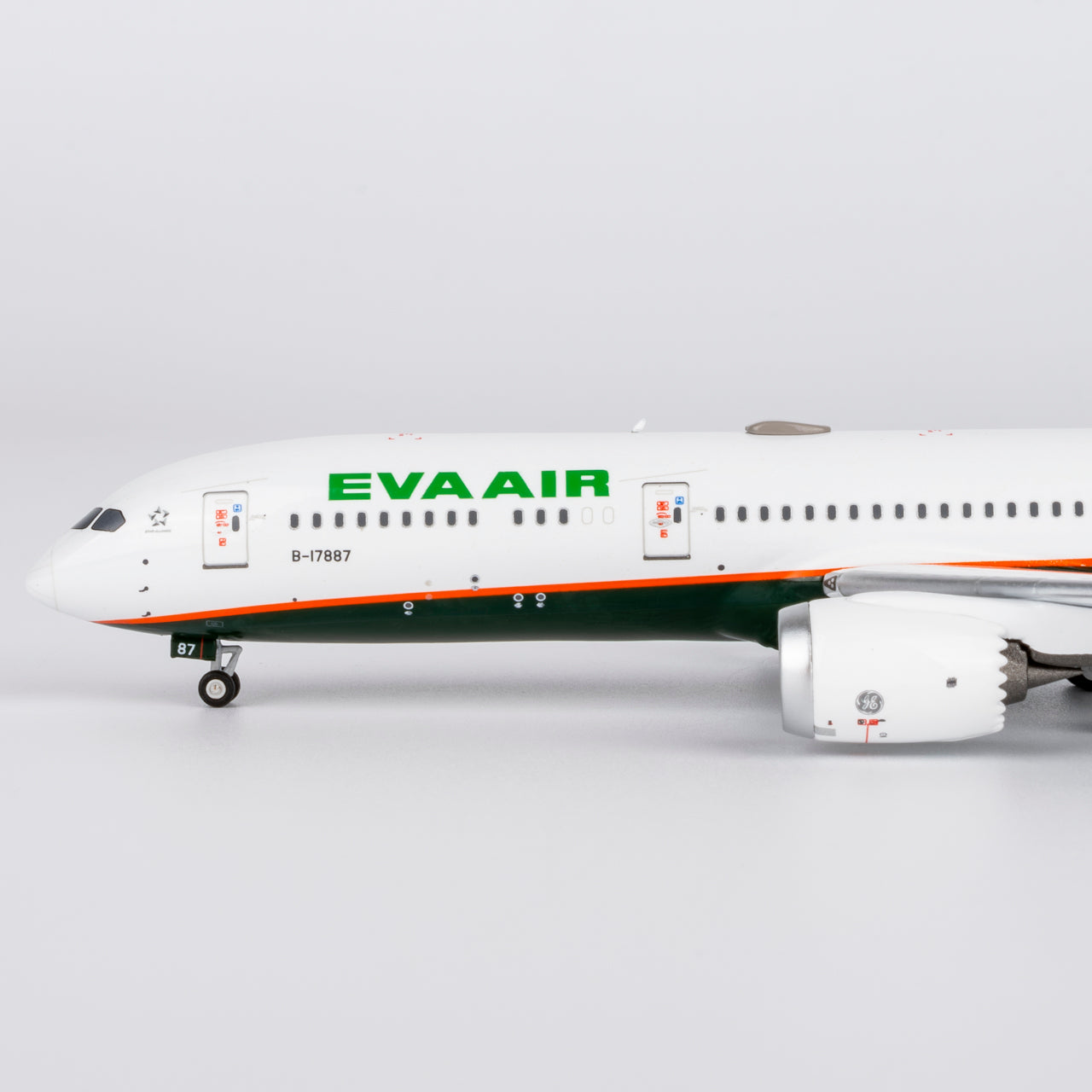 Eva Airways 787-9 Dreamliner B-17887 NG Models 1:400