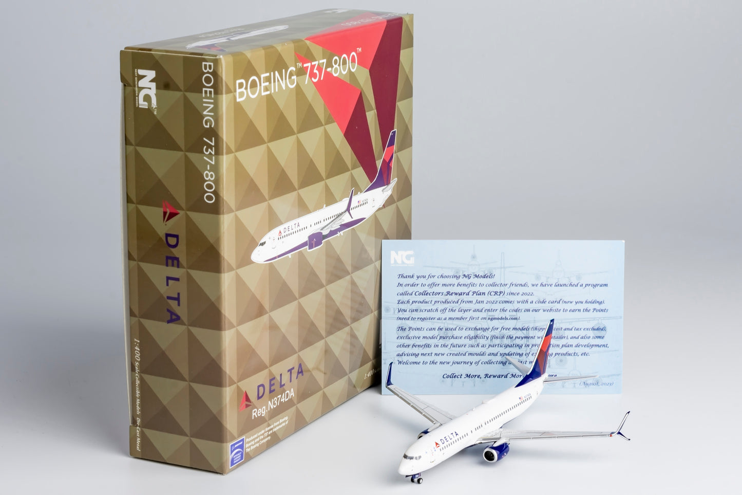 Delta 737-800 w/ Scimitars N374DA NG Models 1:400