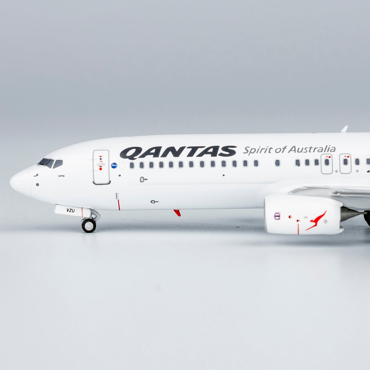 Qantas 737-800 VH-VZU NG Models 1:400
