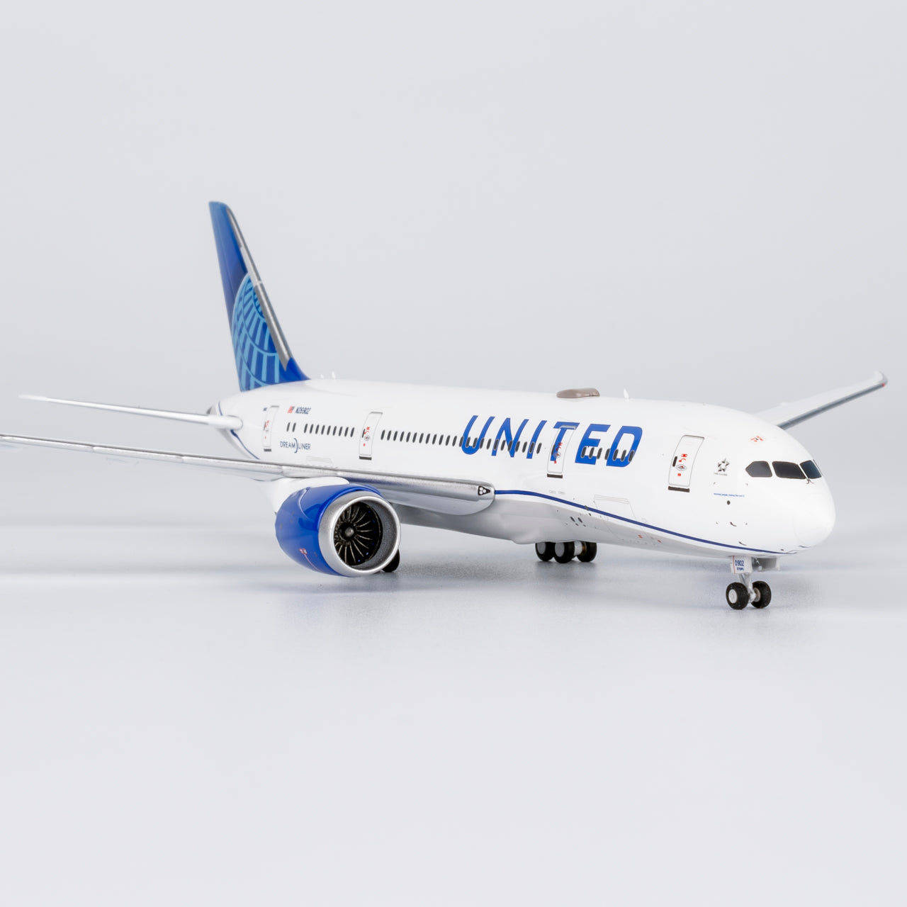 United Airlines 787-8 Dreamliner N26902 NG Models 1:400