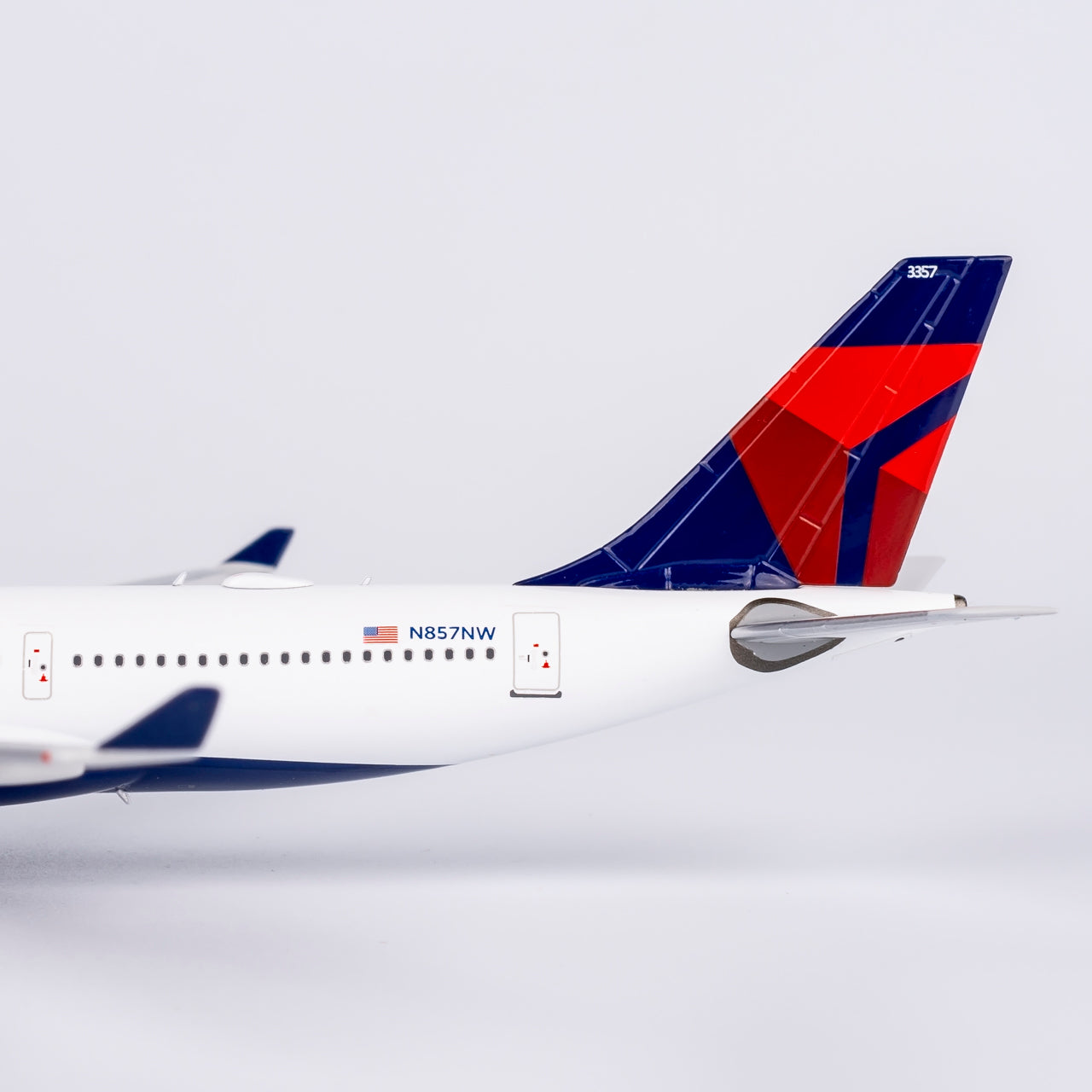 Delta A330-200 N857NW NG Models 1:400