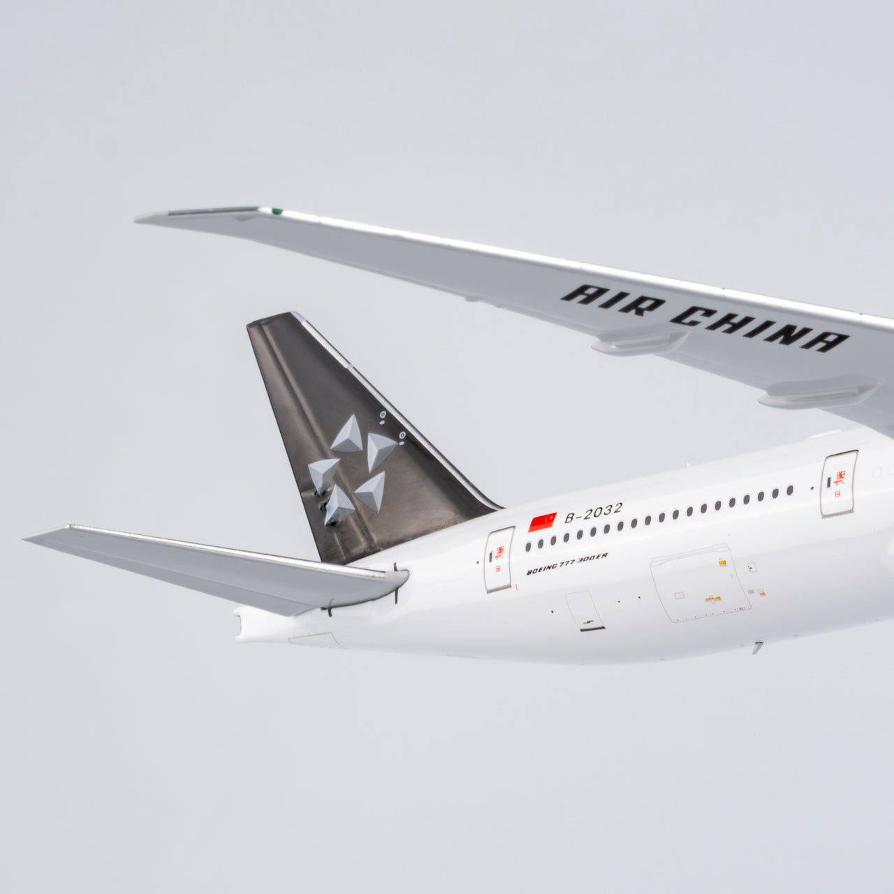 Air China 777-300ER Star Alliance B-2032 NG Models 1:400