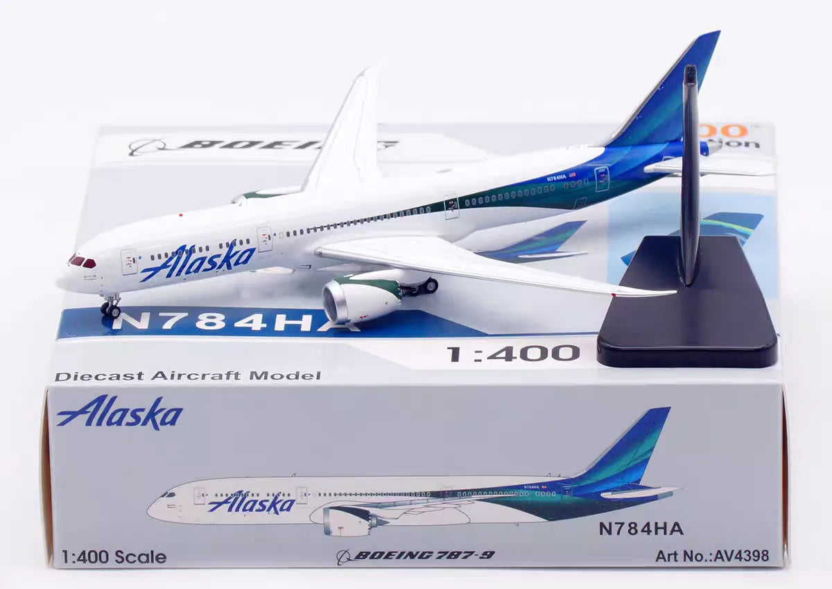 Alaska Airlines 787-9 Dreamliner N784HA AV400