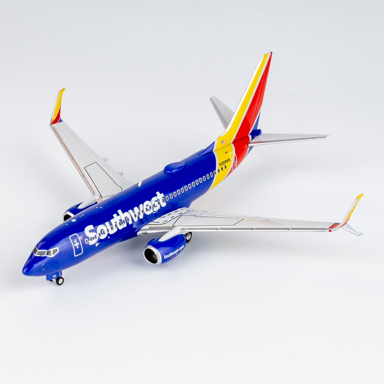Southwest Airlines 737-700 Heart Livery w/ Scimitars N269WN NG Models 1:400