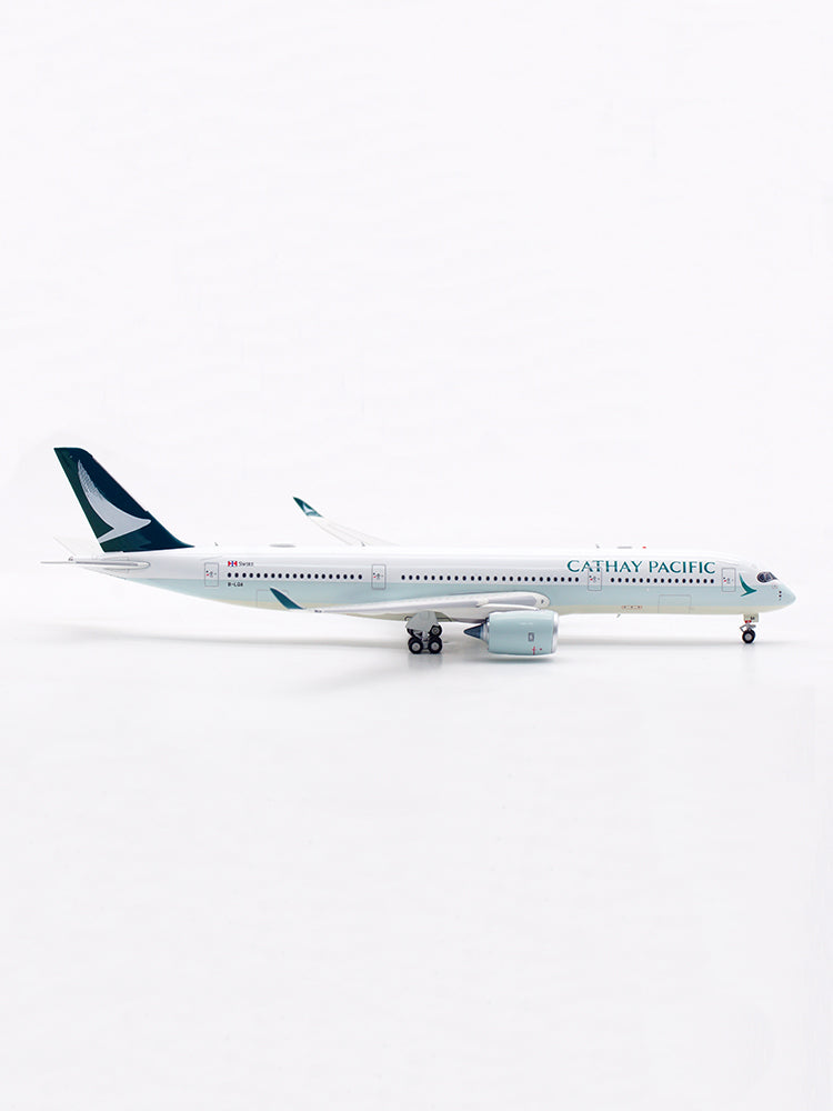 Cathay Pacific A350-900 B-LQA AV400
