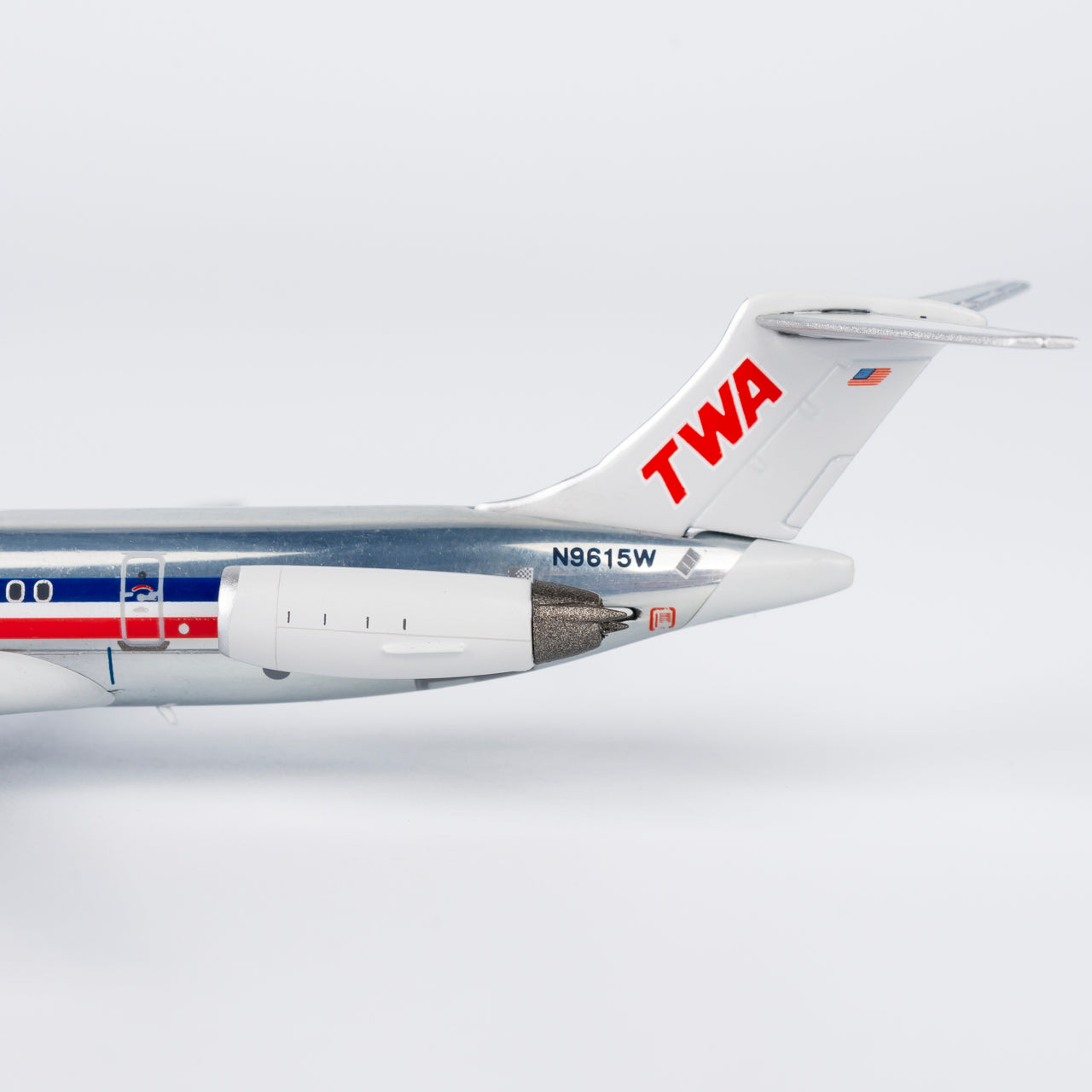 Trans World Airlines (American) MD-83 N9615W NG Models 1:400