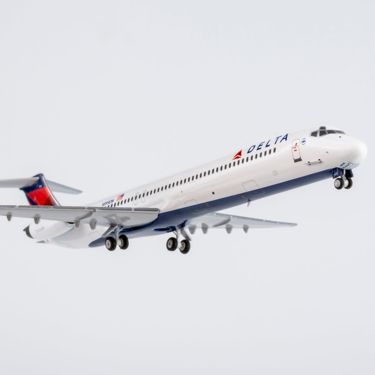Delta MD-88 N999DN NG Models 1:400