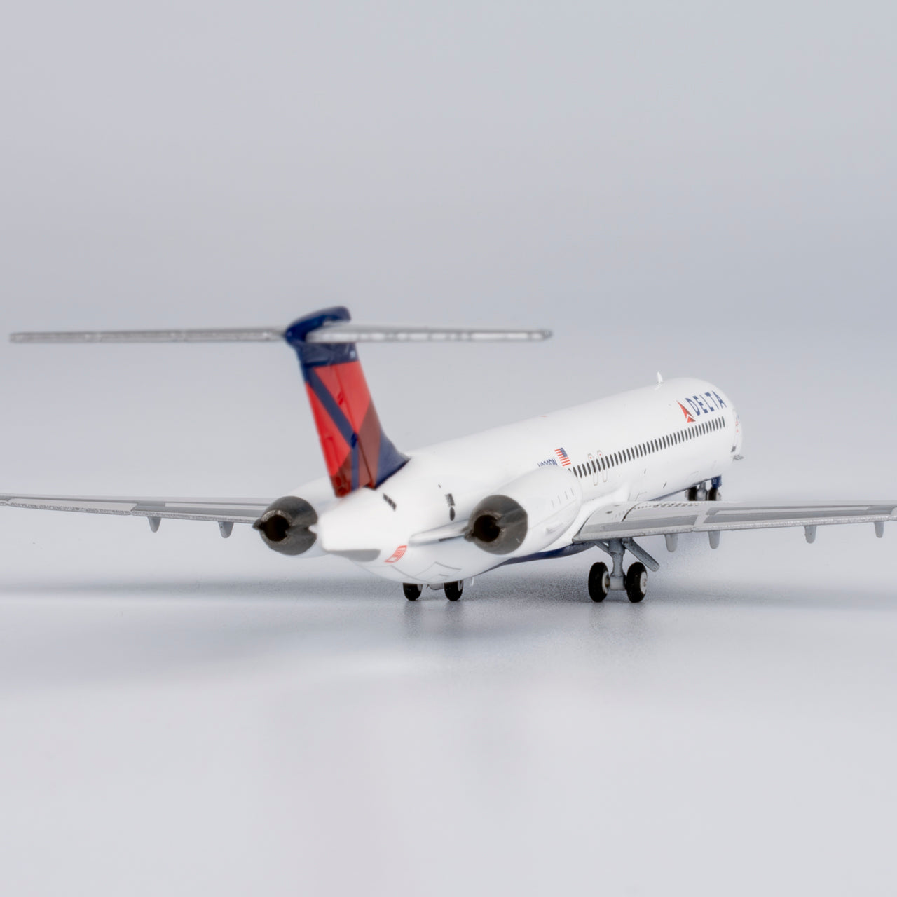 Delta MD-88 N999DN NG Models 1:400