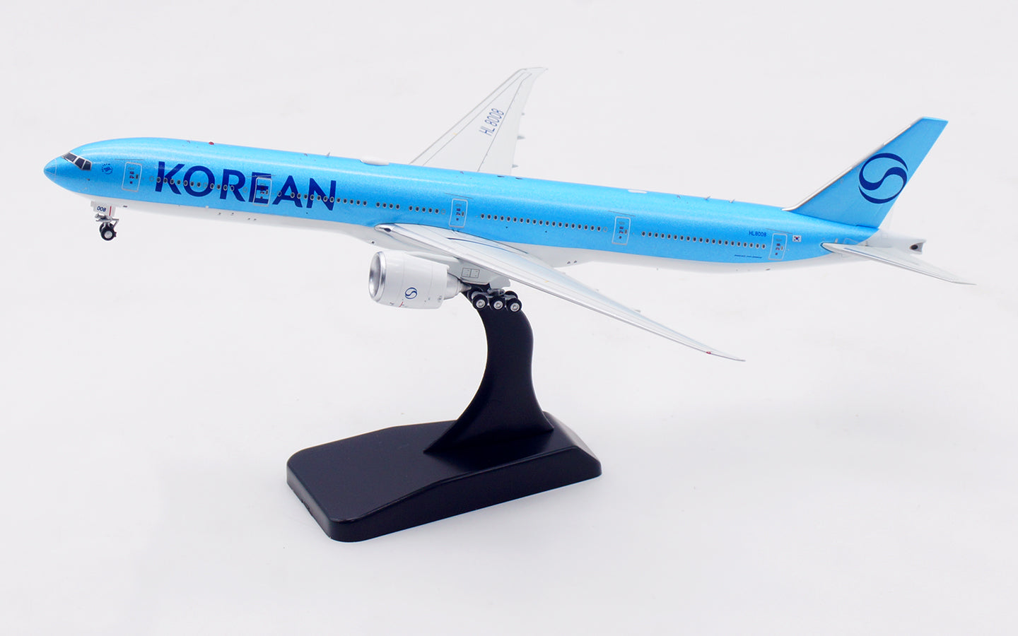 Korean Air 777-300ER HL8008 AV400