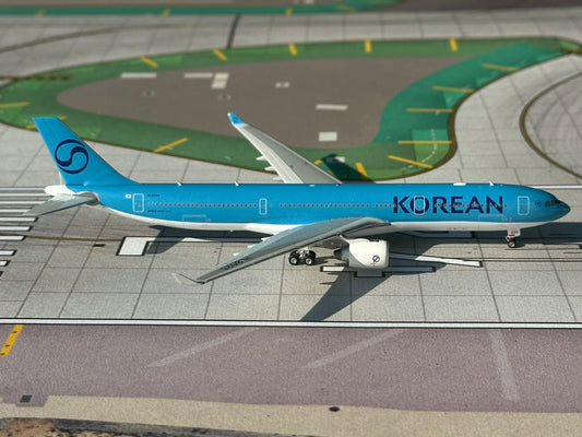 Korean Air A330-300 HL8025 Phoenix Models 1:400