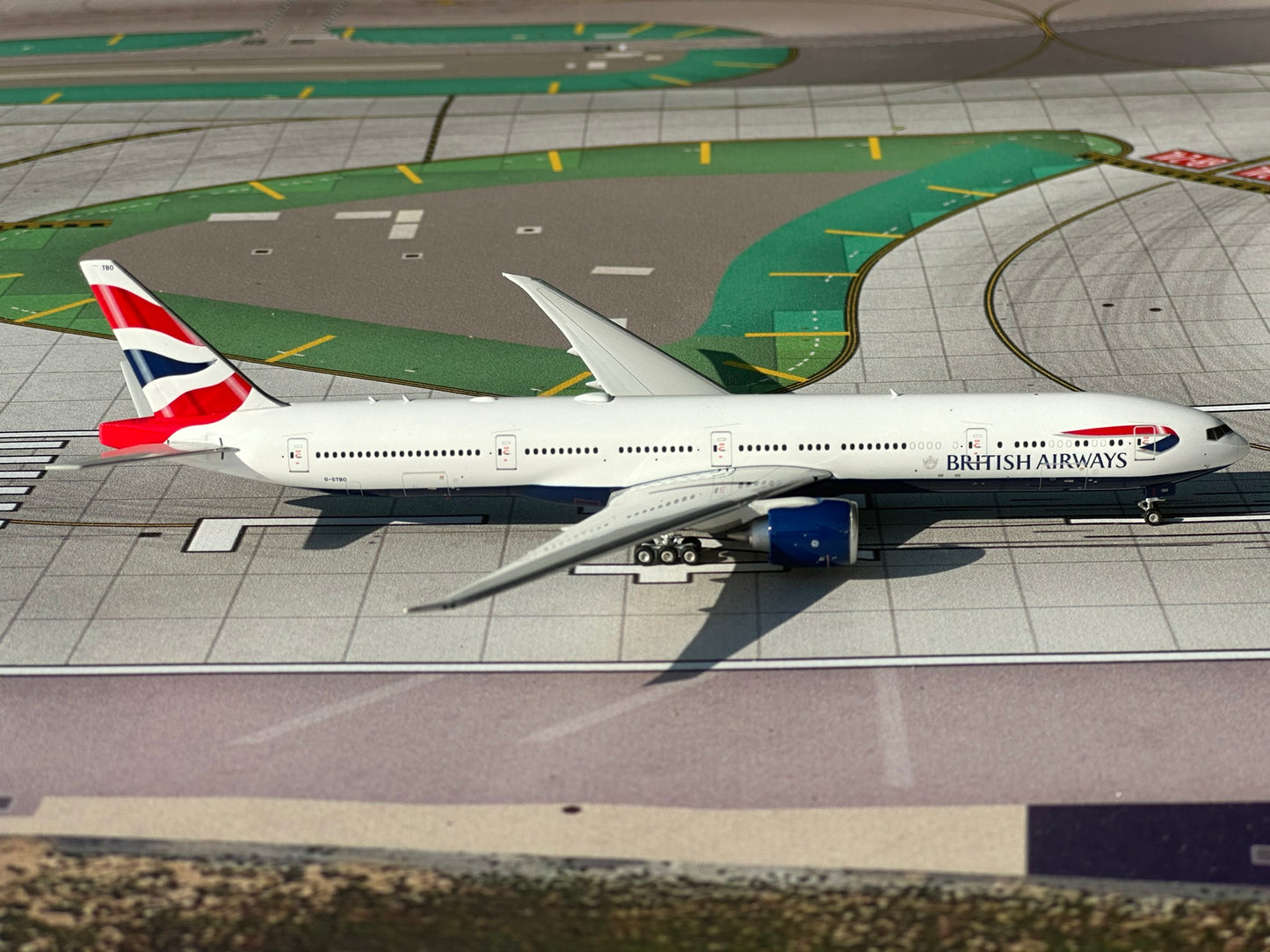 British Airways 777-300ER G-STBO Phoenix Models 1:400