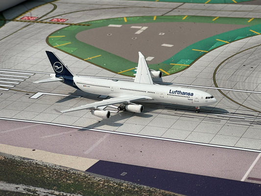 Lufthansa A340-300 D-AIGU Phoenix Models 1:400