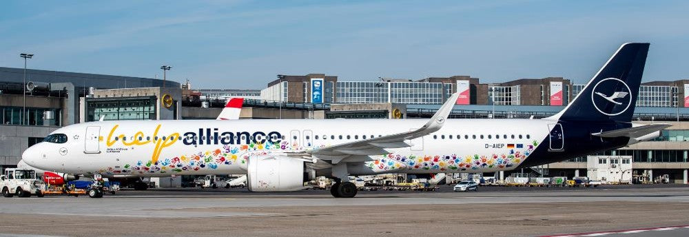 Pre-Order Lufthansa A321neo "Help Alliance" D-AIEP JC Wings 1:400