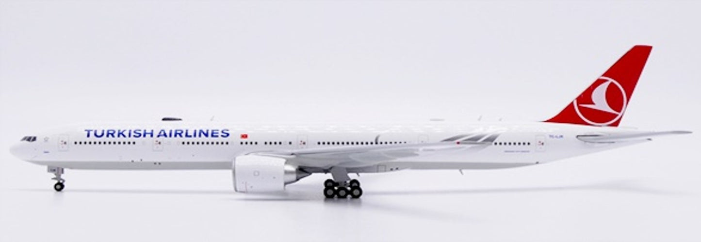 Pre-Order Turkish Airlines 777-300ER TC-LJK JC Wings 1:400