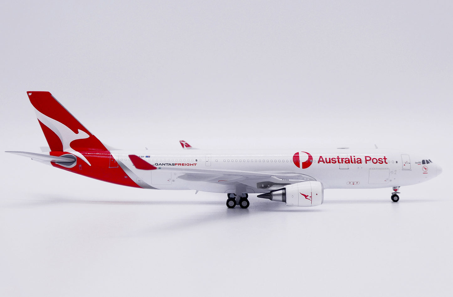 Qantas Freight A330-200F VH-EBF JC Wings 1:400