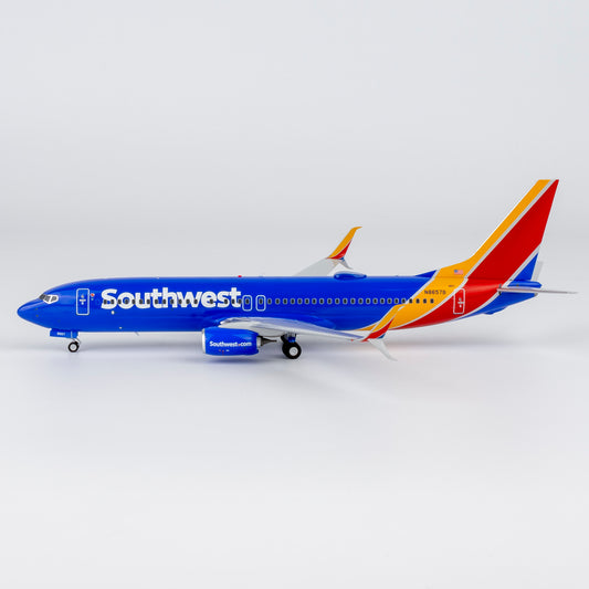 Pre-Order Southwest Airlines 737-800 N8657B NG Models 1:200
