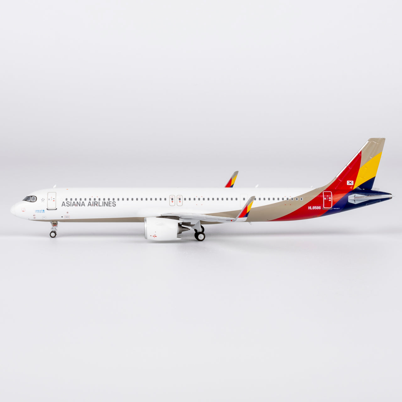 Asiana Airlines A321neo HL8586 NG Models 1:400