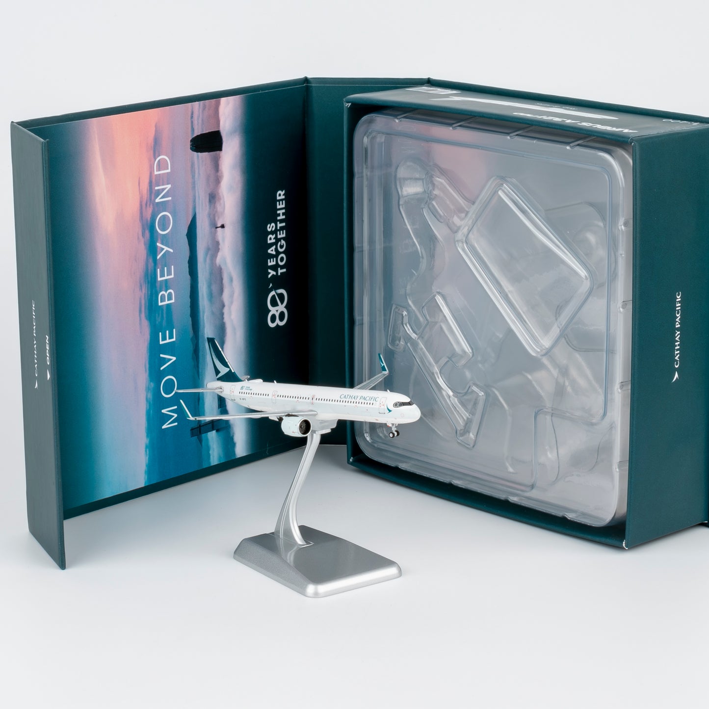 (ULTIMATE) Pre-Order Cathay Pacific A321neo "80 Years Together" B-HPS NG Models 1:400