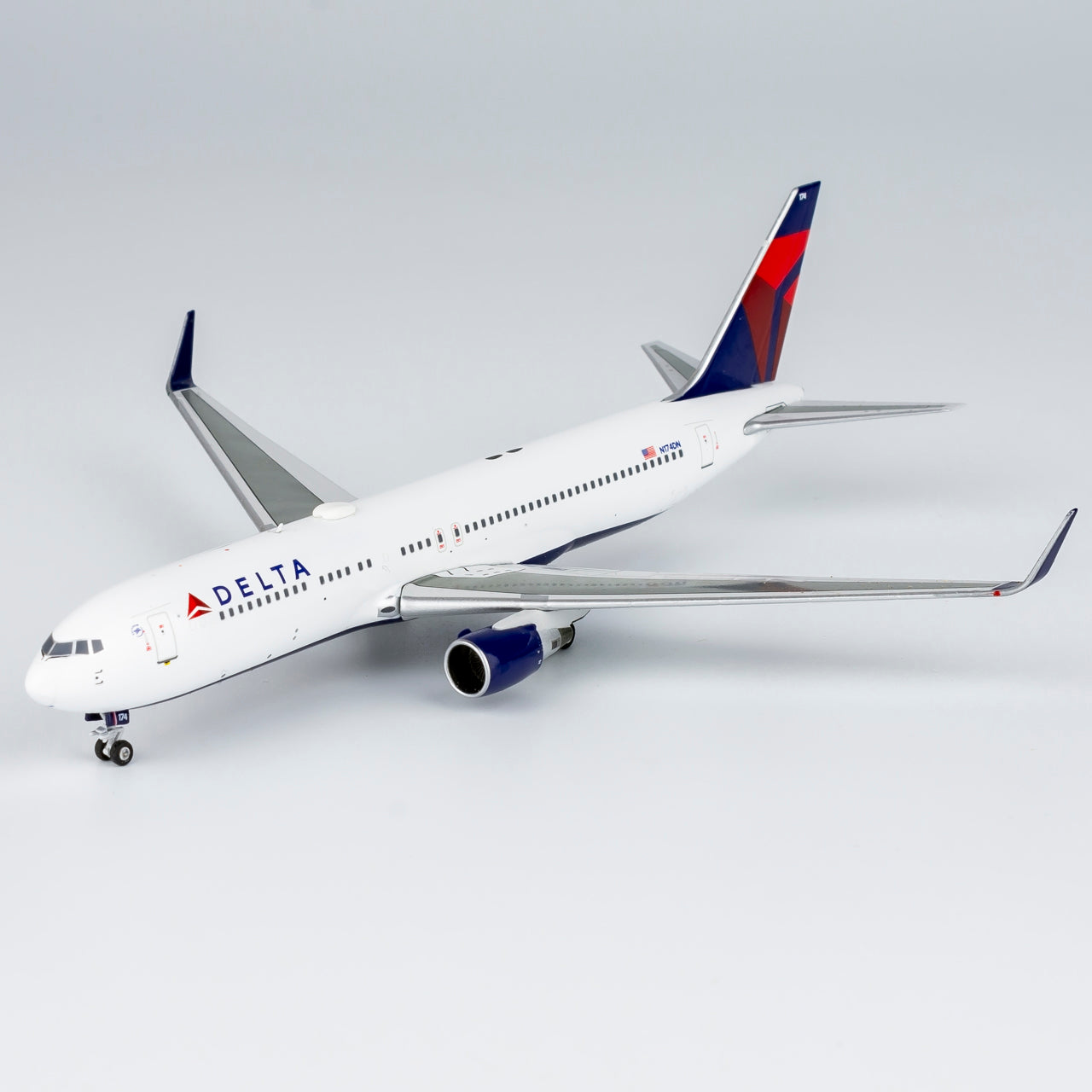 Delta 767-300ER N174DN NG Models 1:400