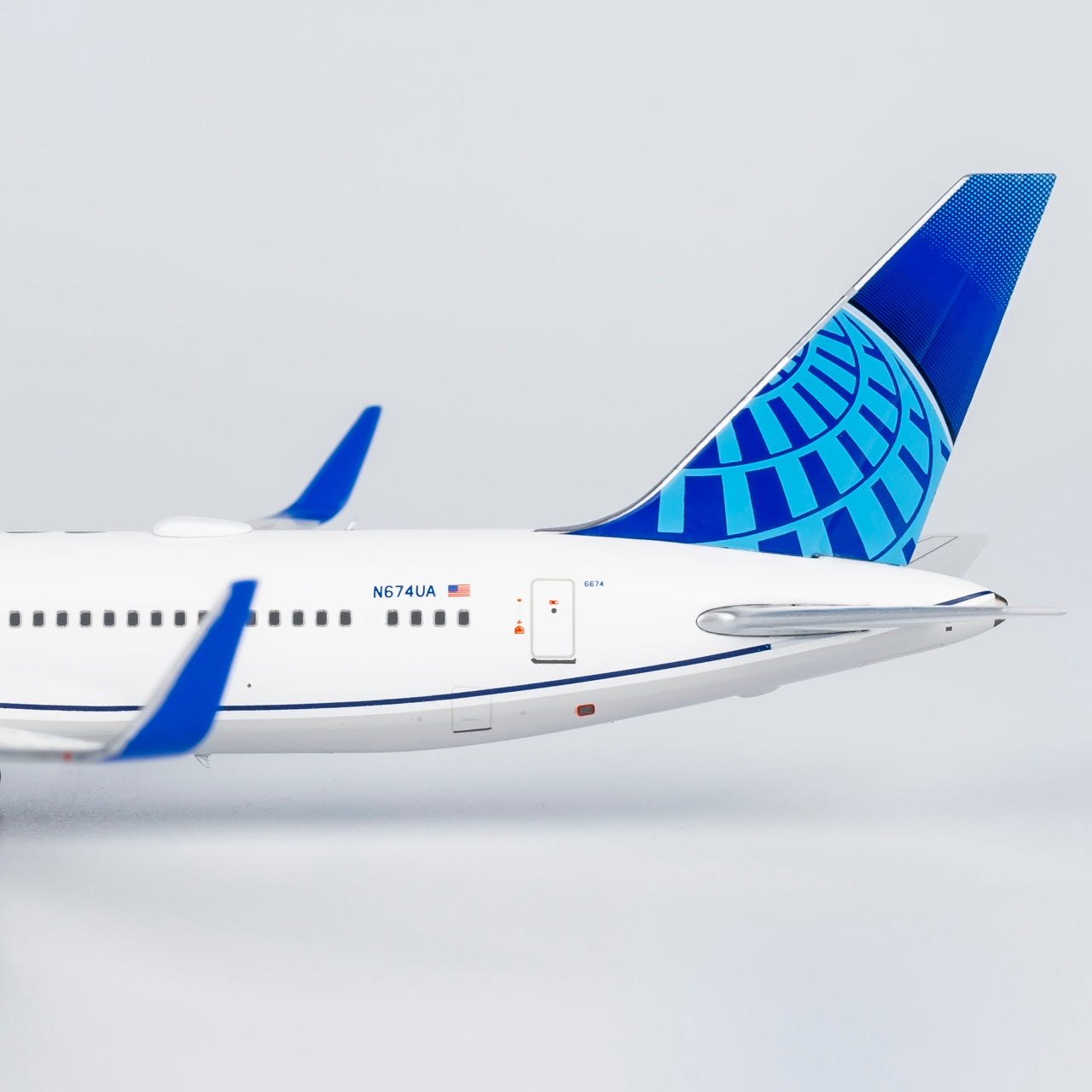 United Airlines 767-300ER N674UA NG Models 1:400