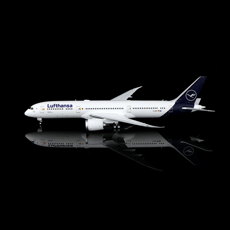 Pre-Order Lufthansa 787-9 Dreamliner D-ABPF SQ Wings 1:200