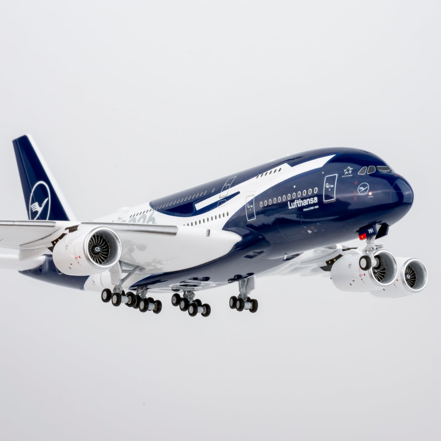 (ULTIMATE) Lufthansa A380 "100 Years" D-AIMH NG Models 1:400