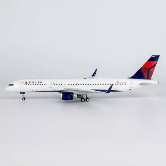Delta 757-200 N696DL NG Models 1:200