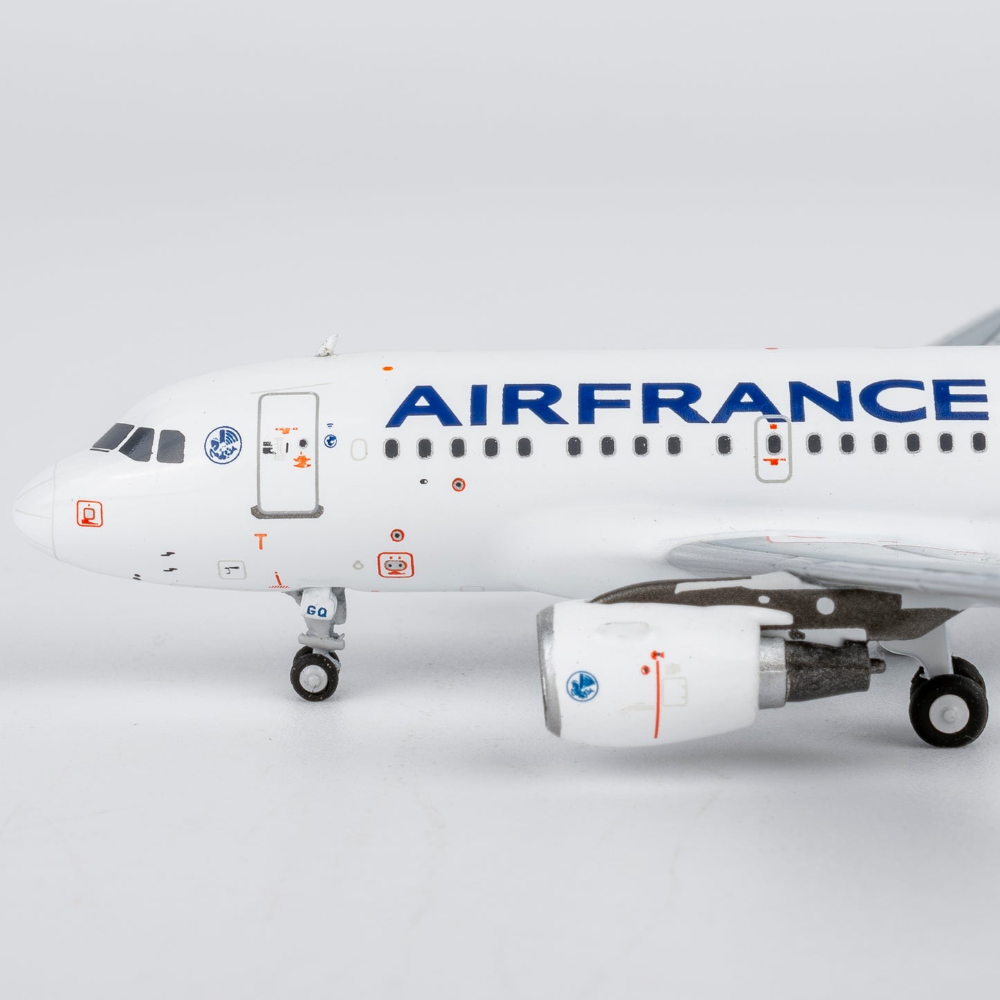 Air France A318-100 F-GUGQ NG Models 1:400