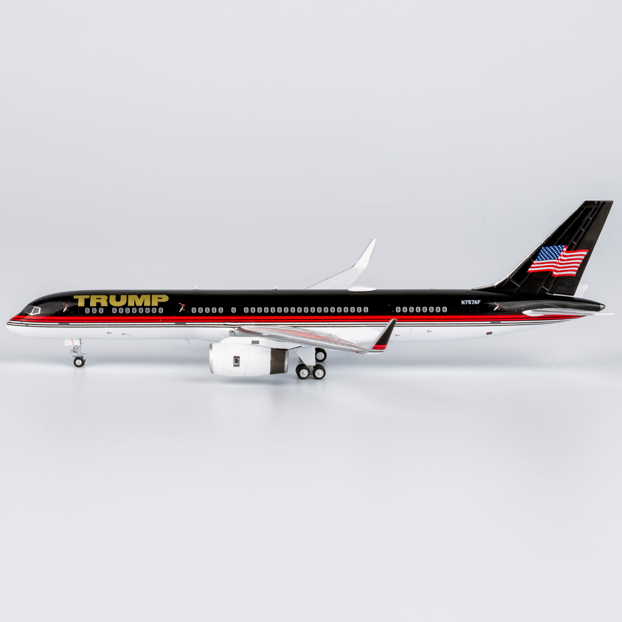 The Trump Organization 757-200 w/ Flag N757AF NG Models 1:400