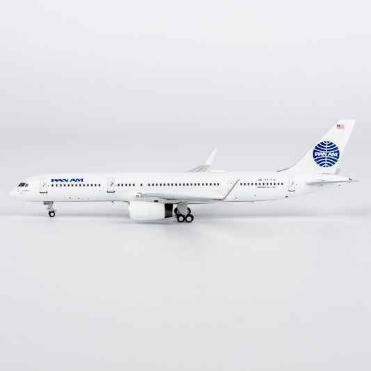 Icelandair 757-200 "Pan AM" TF-FIC NG Models 1:400