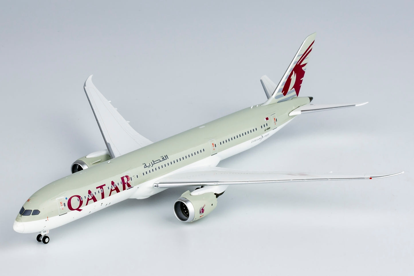 Qatar Airways 787-9 Dreamliner A7-BHH NG Models 1:400
