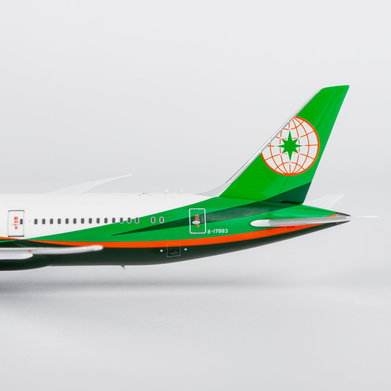 Eva Airways 787-9 Dreamliner B-17883 NG Models 1:400