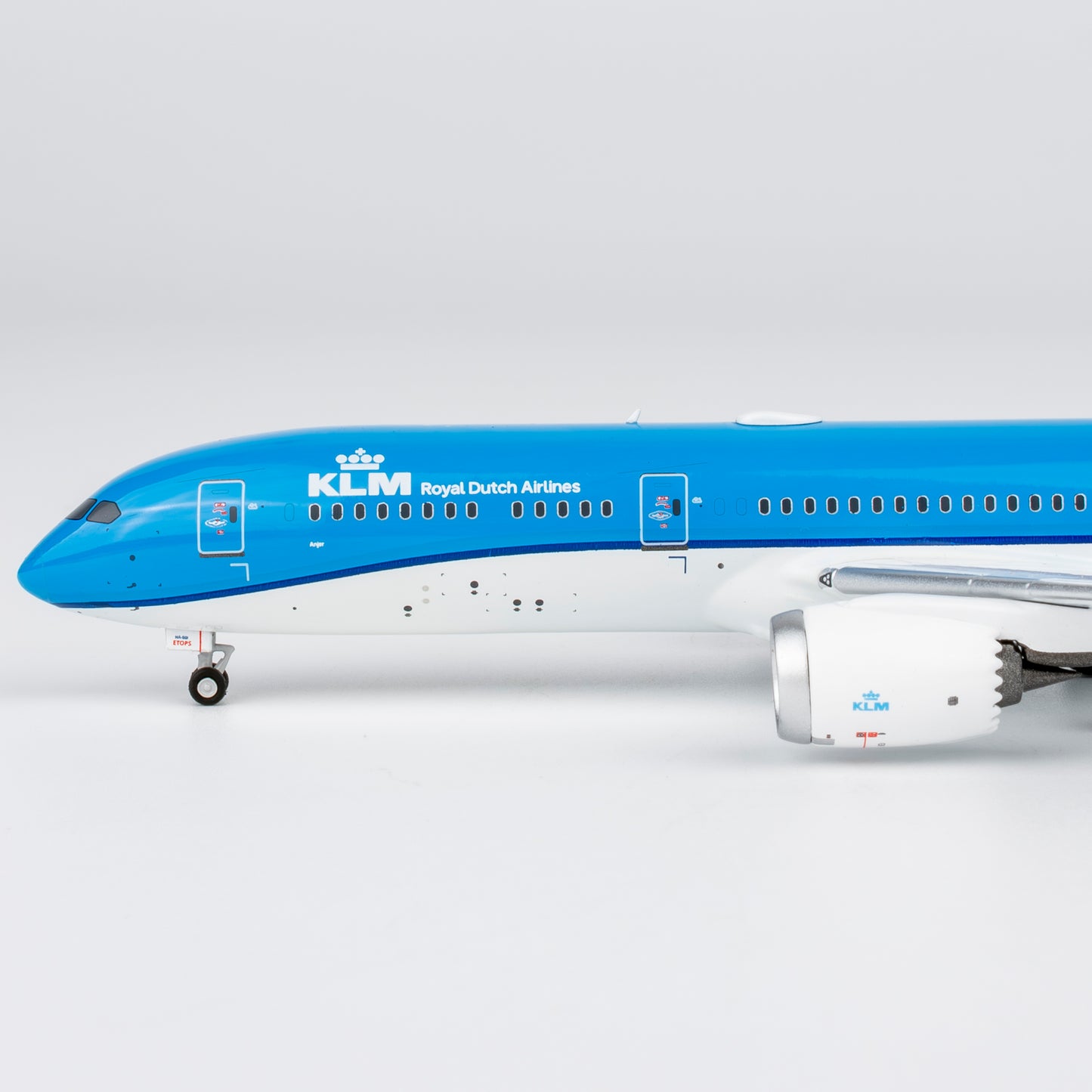 KLM 787-9 Dreamliner PH-BHA NG Models 1:400