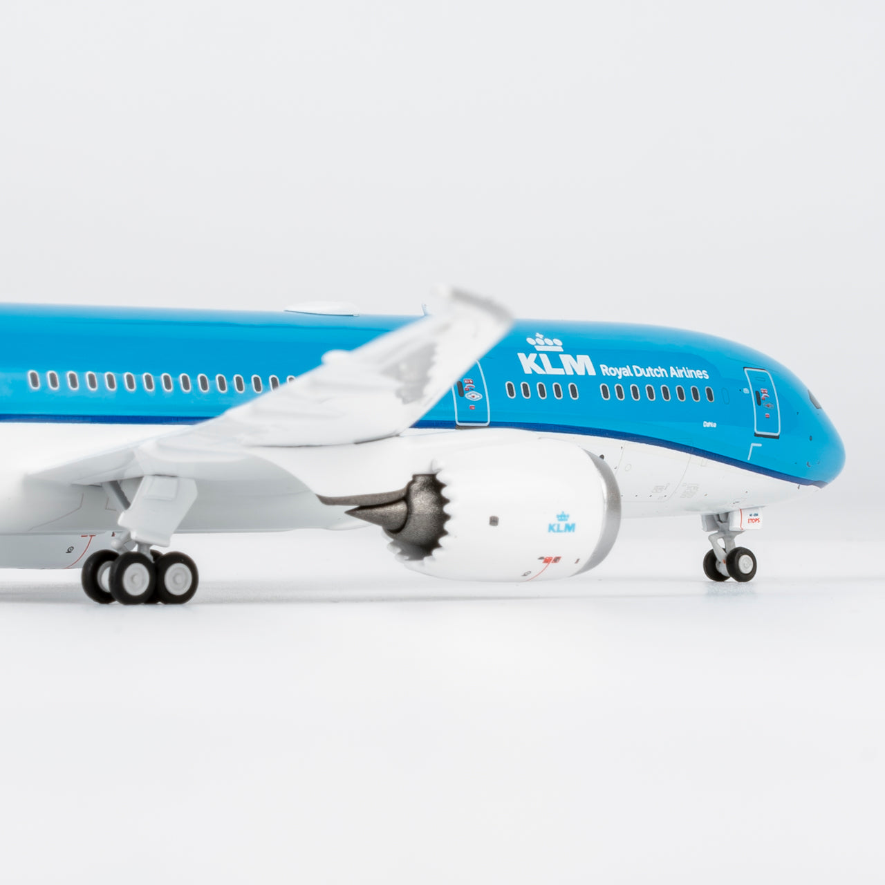 KLM 787-9 Dreamliner PH-BHE NG Models 1:400