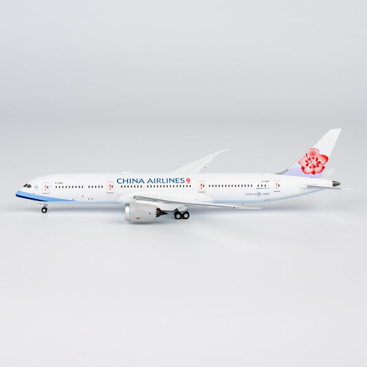 (Ultimate) China Airlines 787-9 Dreamliner "First 787" B-18811 NG Models 1:400