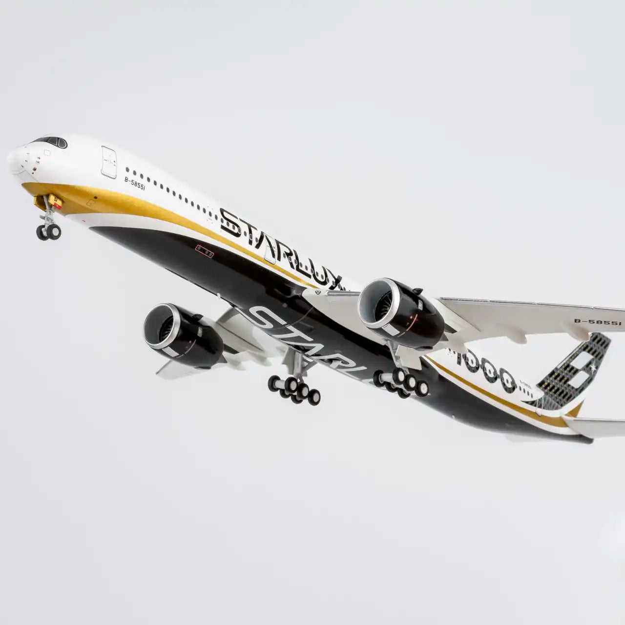 Starlux Airlines A350-1000 "Carbon Fibre" B-58551 NG Models 1:400