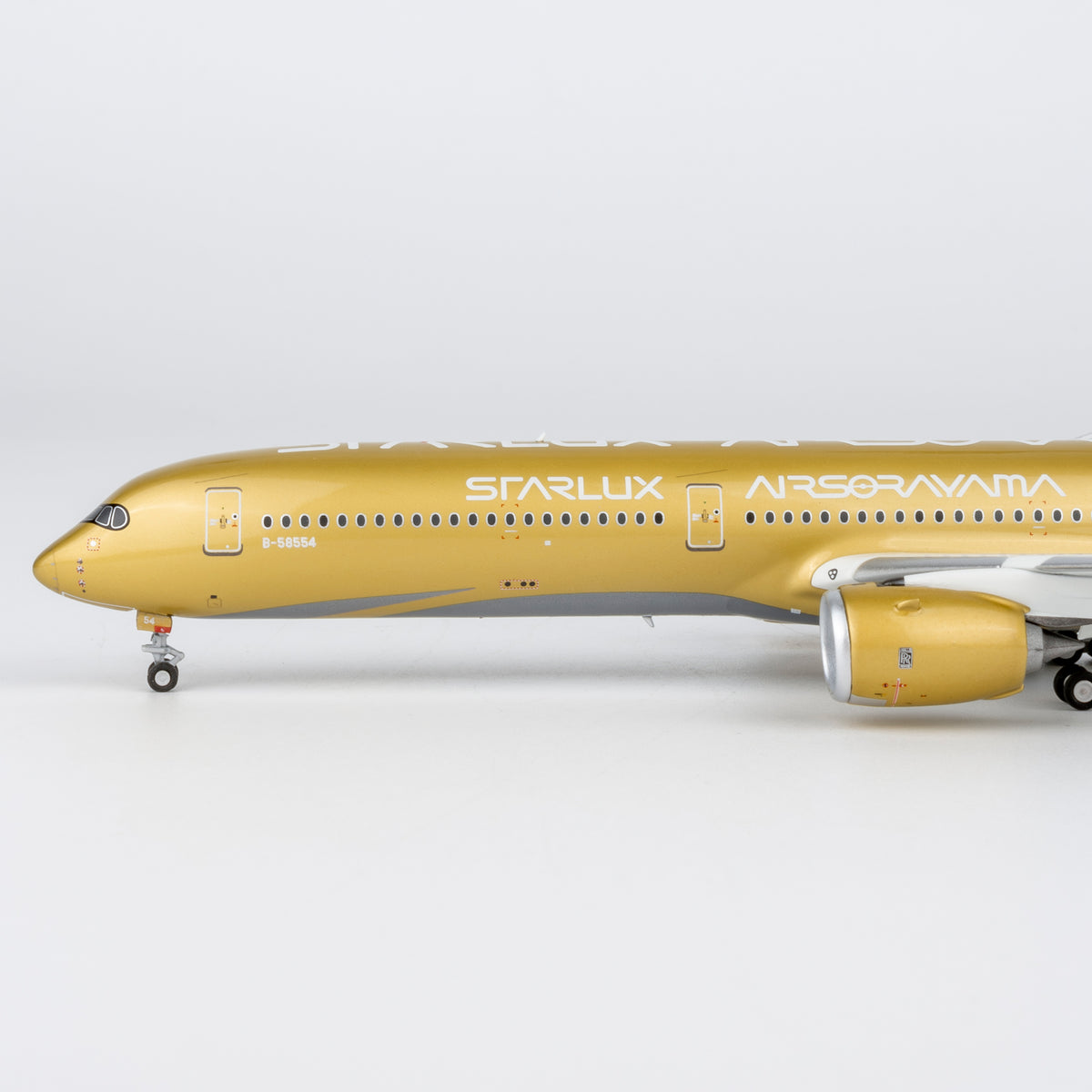 (ULTIMATE) Starlux Airlines A350-1000 "Airsorayama Gold" B-58554 NG Models 1:400