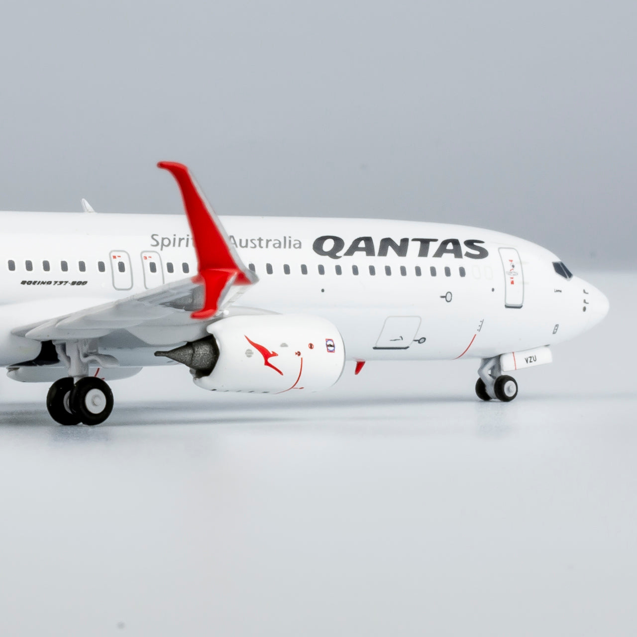 Qantas 737-800 VH-VZU NG Models 1:400