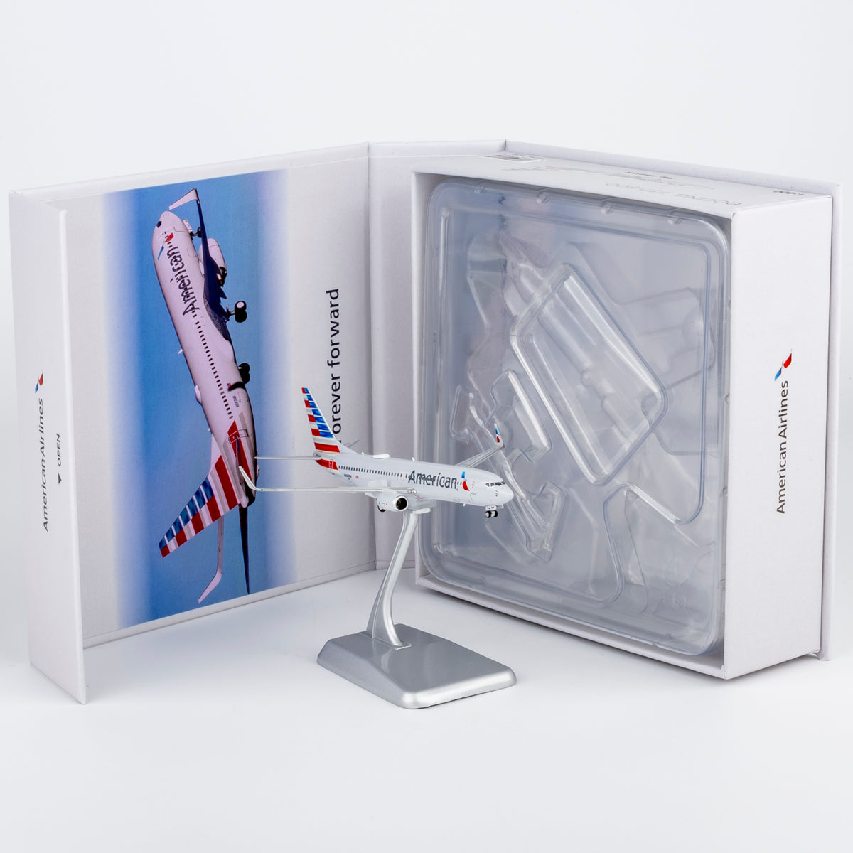 (ULTIMATE) American Airlines 737-800 N883NN NG Models 1:400
