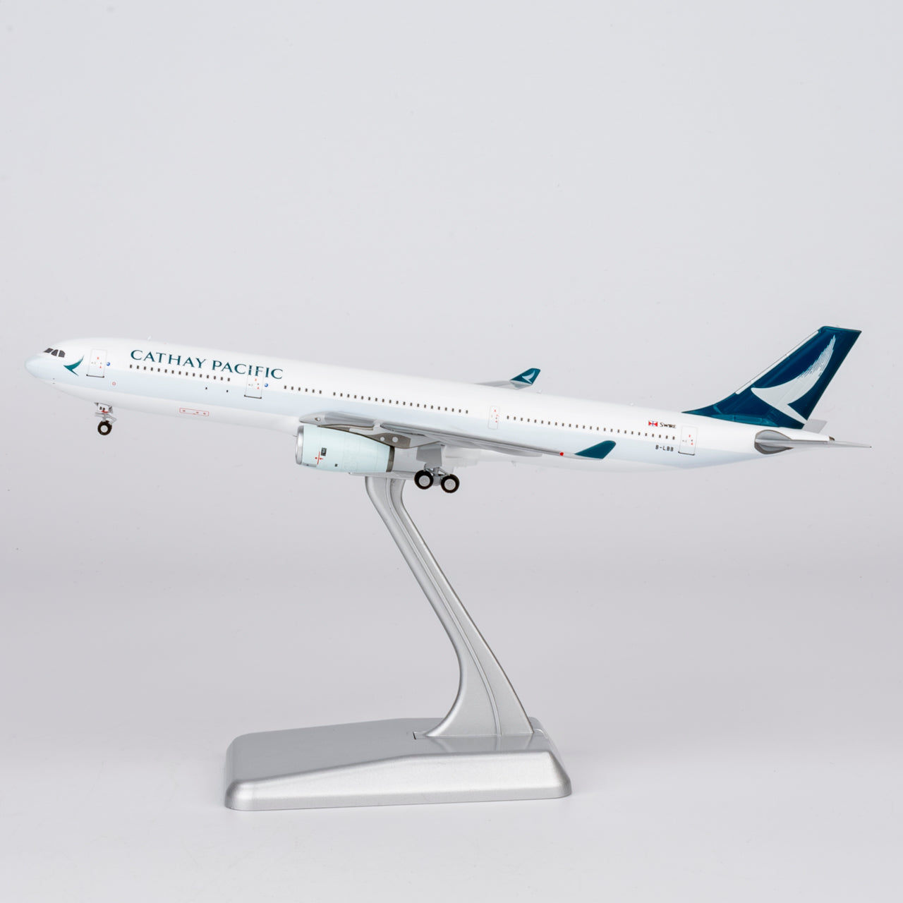 (Ultimate) Pre-Order Cathay Pacific A330-300 B-LBB NG Models 1:400