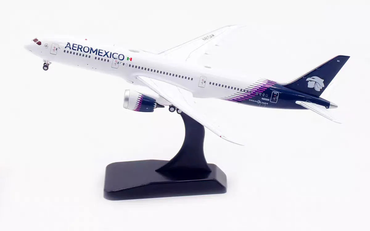 Aeromexico 787-9 Dreamliner N815AM AV400