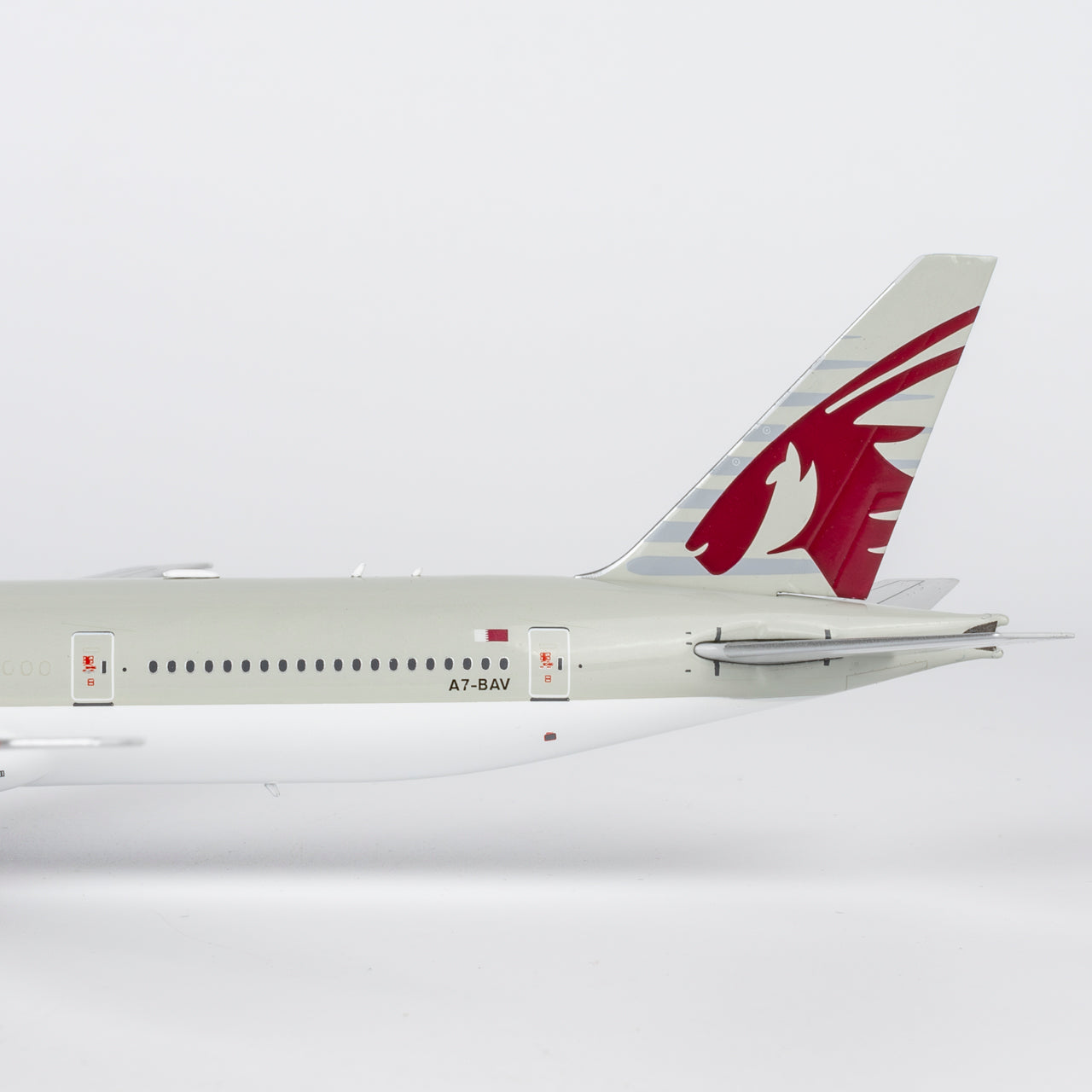 Qatar Airways 777-300ER A7-BAV NG Models 1:400