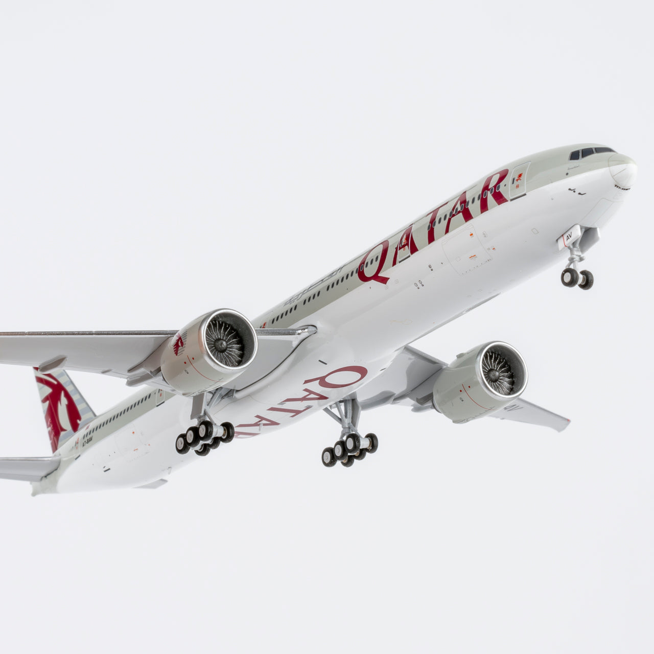 Qatar Airways 777-300ER A7-BAV NG Models 1:400
