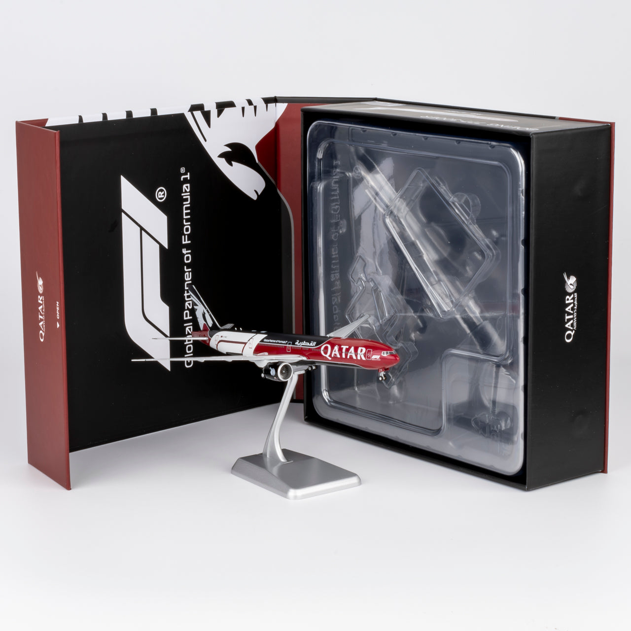 (Ultimate) Pre-Order Qatar Airways "F1" 777-300ER A7-BEG NG Models 1:400